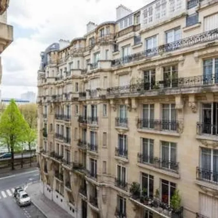 Apartment Fremiet Tour Eiffel Paris